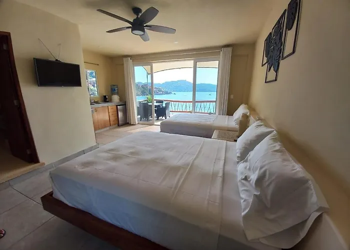 La Odisea Zihuatanejo
